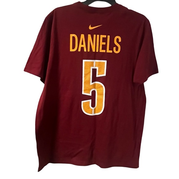 NWT Washington Commanders Nike NFL Mens TShirt Burgundy #5 Daniels Large - Picture 6 of 8